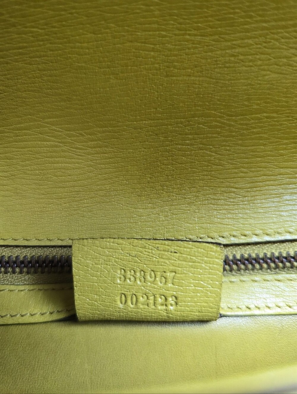 Gucci Shanghai Heartbeat Top Handle Bag - Picture 10 of 10